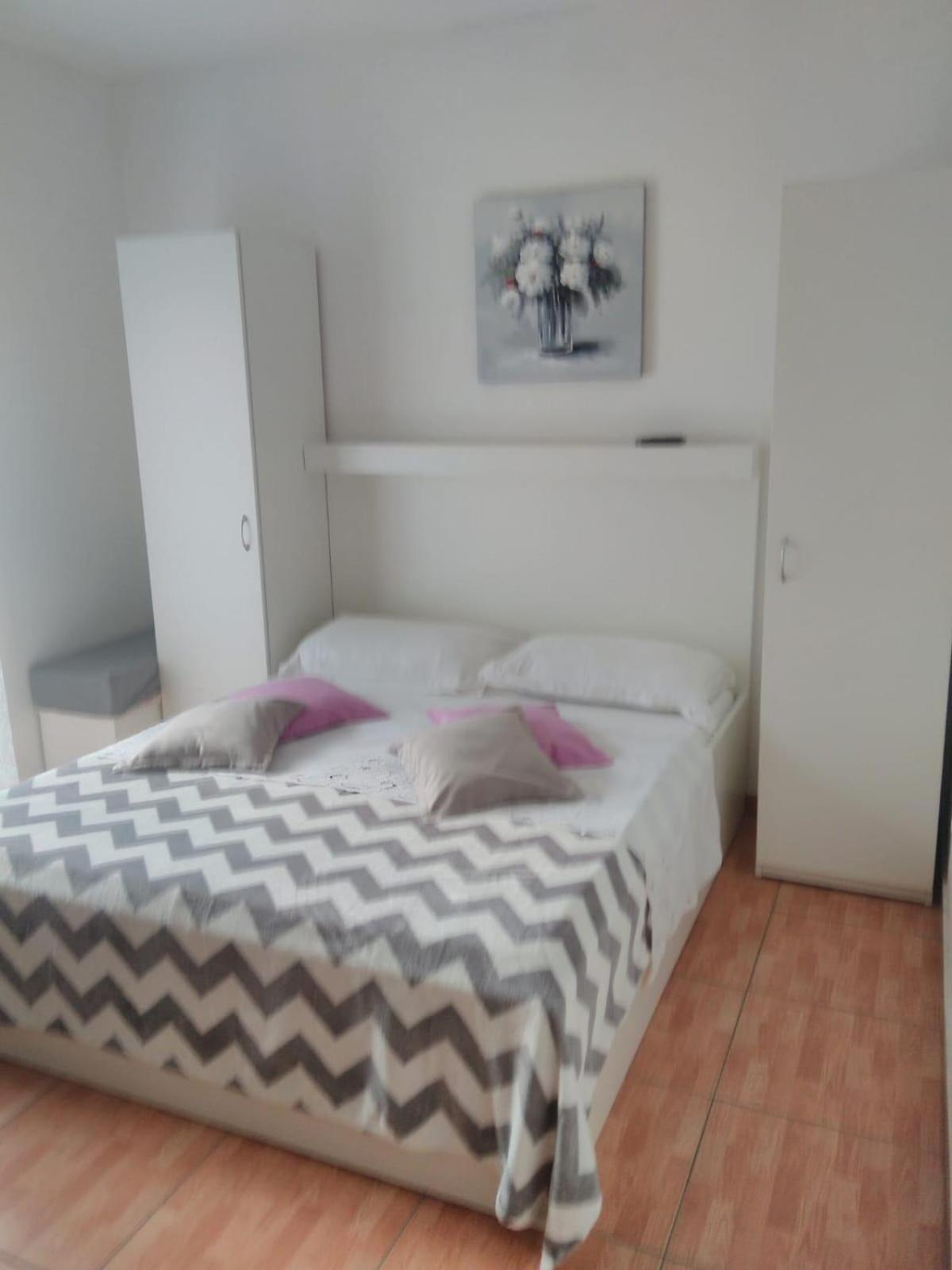 Apartments By The Sea Drvenik Donja Vala, Makarska - 6701 Quarto foto